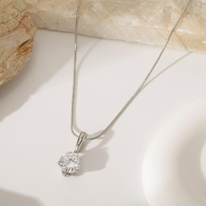 Summer Titanium Steel Non-fading Necklace Simple Zircon Versatile Stainless Steel Light Luxury High-end Clavicle Chain Women's Jewelry