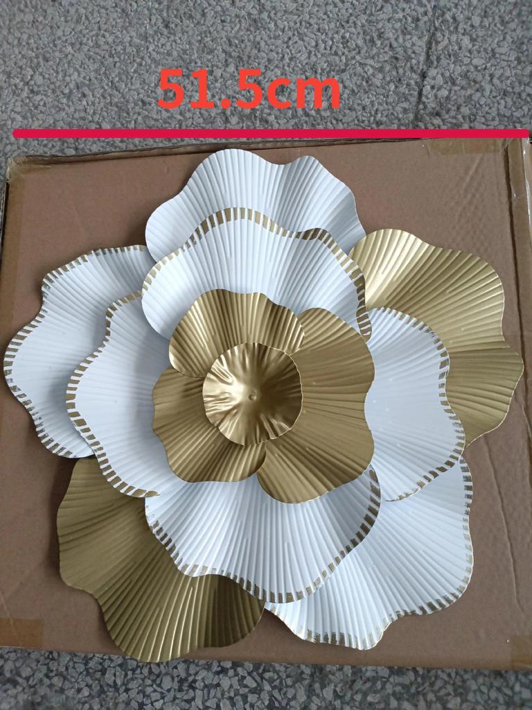 European-style Wrought Iron Pendant Wall Decoration Living Room Background Wall Metal Wall Decoration Golden Flower