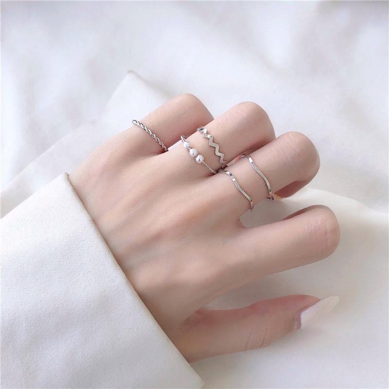 Ring women, Japan, South Korea, simple wavy combination ring, five-piece set, personalized ring net, red tail ring
