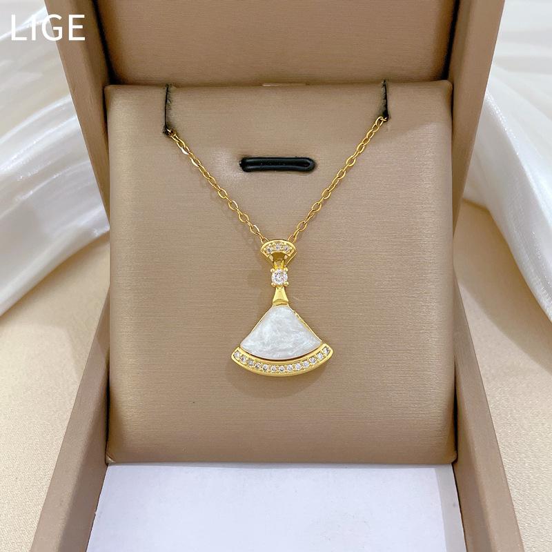 Skirt, Personalized Fashion, Light Luxury Temperament, Gorgeous Diamond Necklace, Female Versatile Collarbone Chain, Titanium Steel Chain