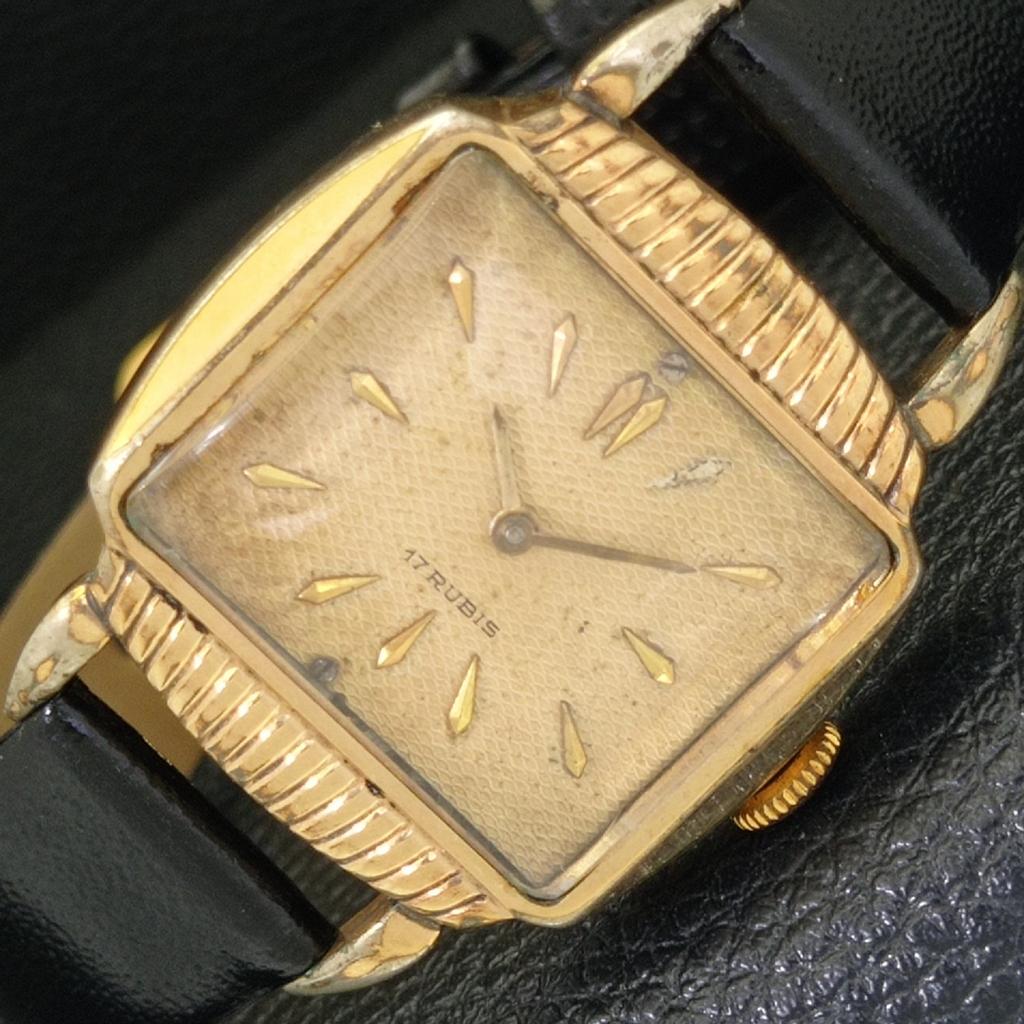 VINTAGE HELBROS HAND-WINDING SWISS MENS ORIGINAL DIAL WATCH A700136-5 R201-a700136