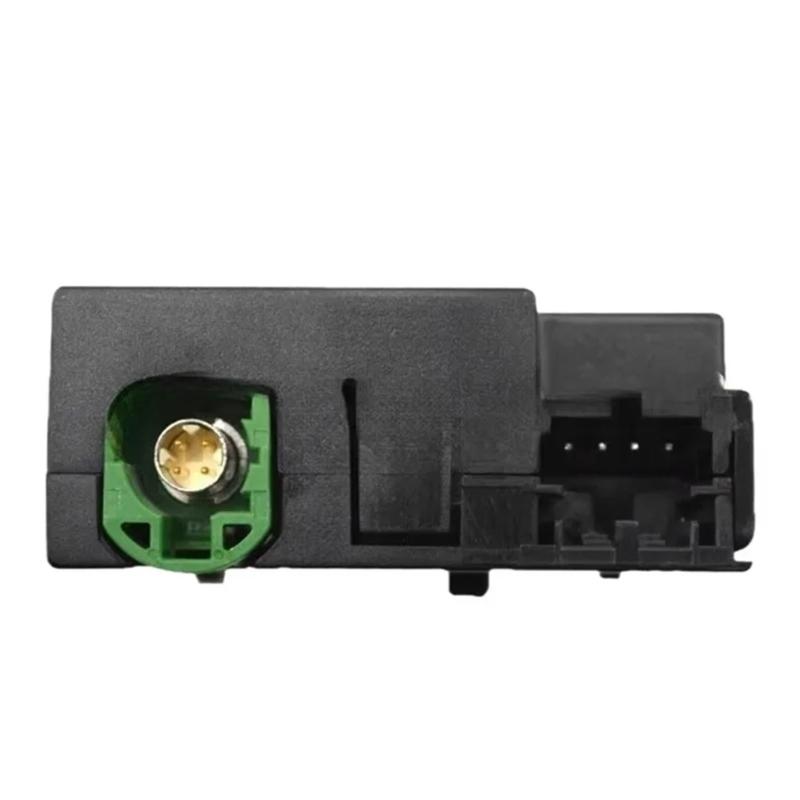 Multiple Device Vehicle Charging Port Socket With Intelligent Recognition 2.4A Fast Charging Ergonomic Design3GB035736