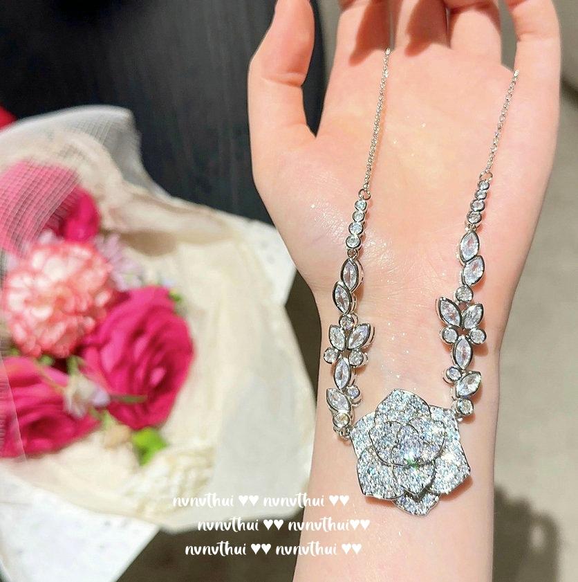 Colar de Pedra Rosa de Damasco, Felicidade de Mulher Rica, Banhado a Ouro 18K, Brincos de Zircônia Rosa Videira.