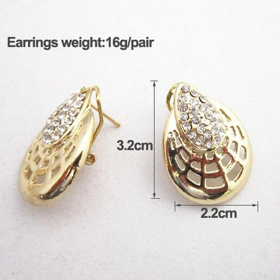 Gold-Plated Jewelry Set: Classic European & American Necklace, Earrings, Bracelet, Ring (Four-Piece)