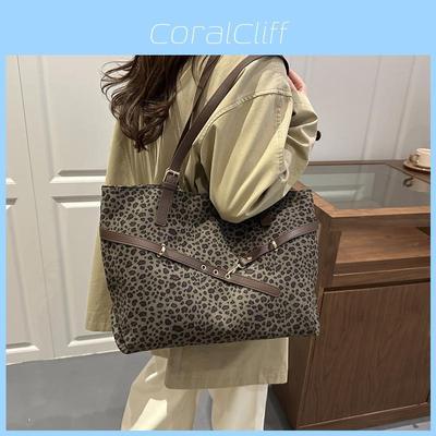 Leopard Print Tote Bag For Women Large Capacity With Magnetic Closure For Daily Use