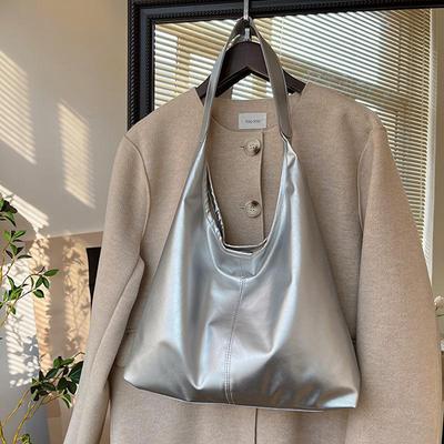 Bolsa Tote de Axila Feminina Versão Coreana Temperamento Grande Capacidade Couro Macio Deslocamento Textura Bolsa de Ombro Único