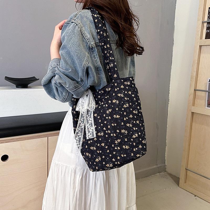 Fashion Underarm Bag Women's 2025 New Fashion Pastoral Floral Small Fresh Canvas Bag Large Capacity Shoulder Bag