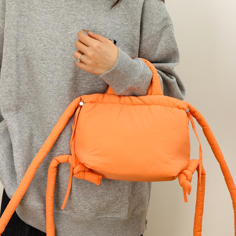 Damen Umhänge-Rucksack aus Nylon: Leichte, Kleine, Zweifach tragbare Handtasche