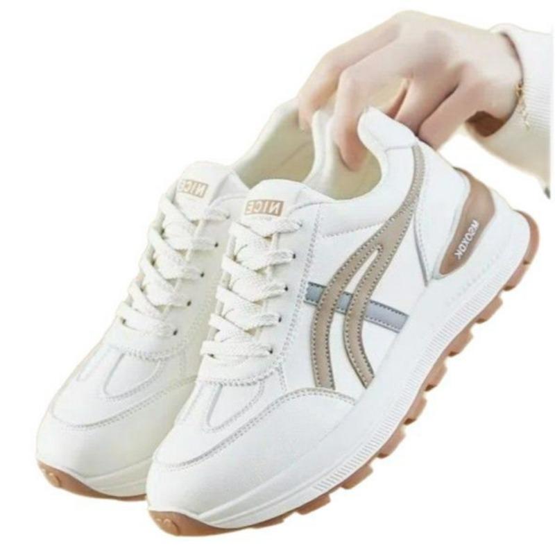 Shoes women's spring new versatile thick-soled heightening casual canvas shoes niche design sense white shoes round head single shoes