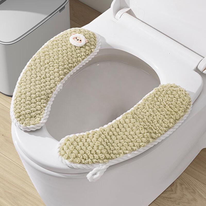 

Winter Sticky Toilet Seat Covers (3-Pack)