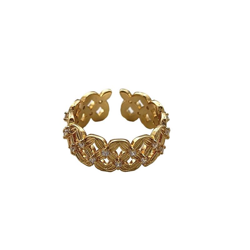 Elegant Retro Lace Hollow Open Ring for Women - Court Style with Unique Design