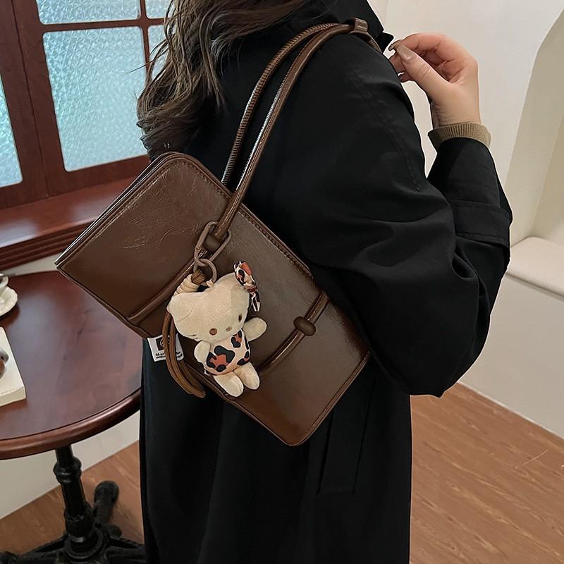 Korean Retro Large-capacity Shoulder Bag Women's 2026 Early Spring New Simple and Fashionable Underarm Bag Commuter Handbag