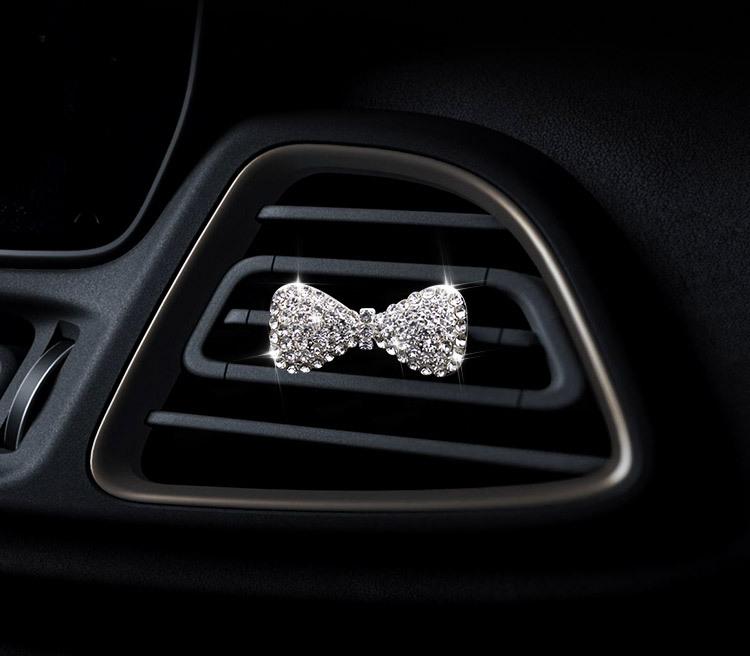 

Color drill bowknot Style car air freshener perfume bottle diffuser in the auto Air conditioner outlet vent air Perfume clip срібний