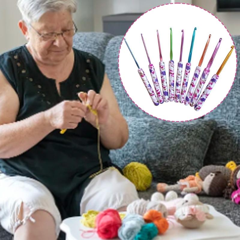 9 Pcs Printed Crochet Hook 2.5mm-6.0mm Crochet Needle Set Knitting Needle Crochet Accessories Easy To Use for Women
