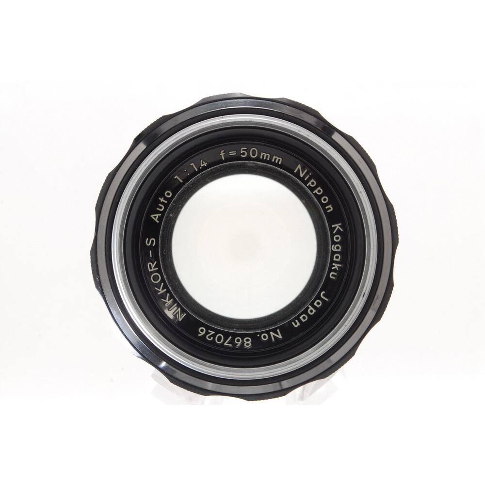 Used EXC+5 Nikon NIKKOR-S Auto 50mm F/1.4, Front Cap, Rear Cap, Lens Filter