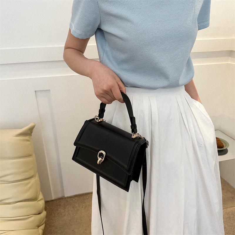 

2023 Spring Retro Women s Trendy Crossbody & Shoulder Bag хаки