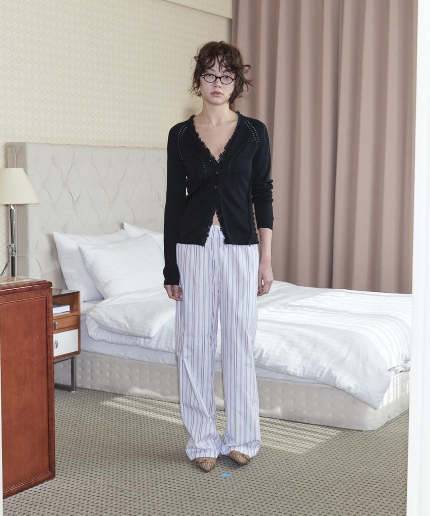 Yeongmailweeo 033 Striped Pants (Plum)
