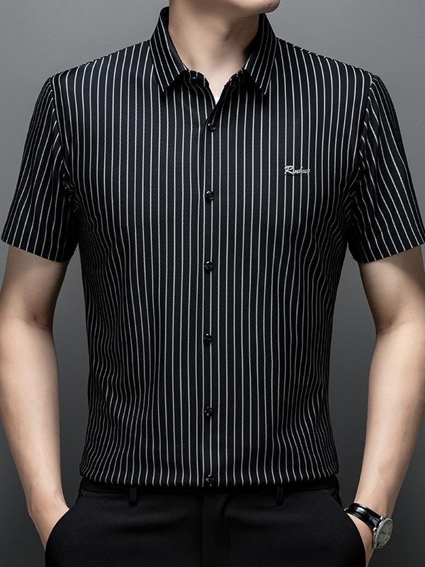 Men's Vertical Striped Short-Sleeve Non-Iron Shirt - Summer Fashion for Dad