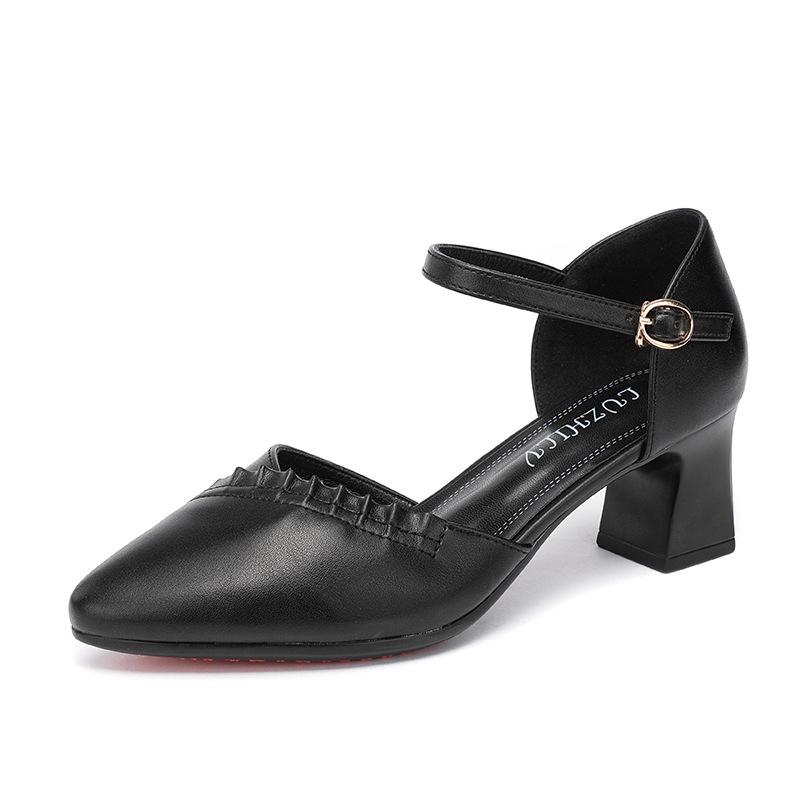 Mode Damen Schuhe Sandalen Freizeitschuhe Lady Grace 2024 Sommer Neu Mode Spitz Superfeine Faser Gummi Rutschfest Atmungsaktiv