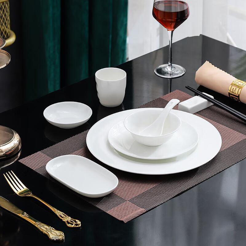 

Jingdian Lightyear Ceramic Hotel Tableware Set