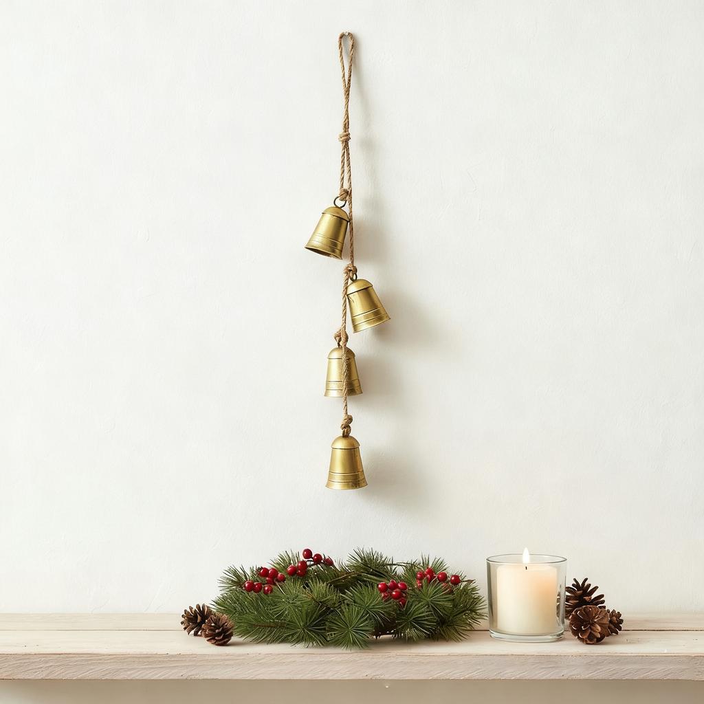 Worn Cowbell Christmas Bell Metal Vintage Bell Decoration Pendant Holiday Decoration Atmosphere Bell (1pc)