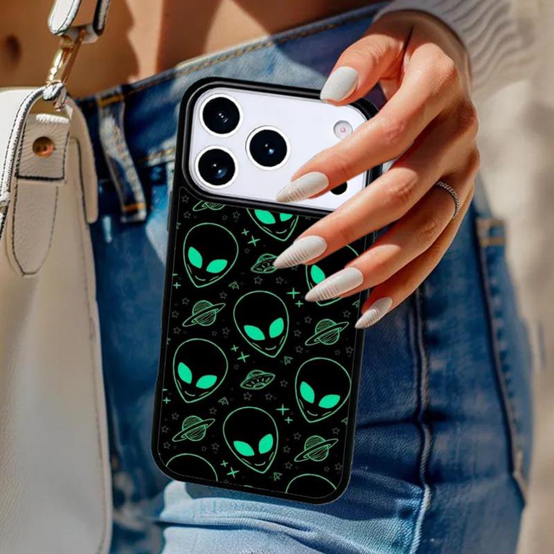Cartoon Alien Phone Case For iPhone 17 Air 14 15 13 12 Max Cover For Apple 14 15 16 16e 11 Pro Max Plus Coque