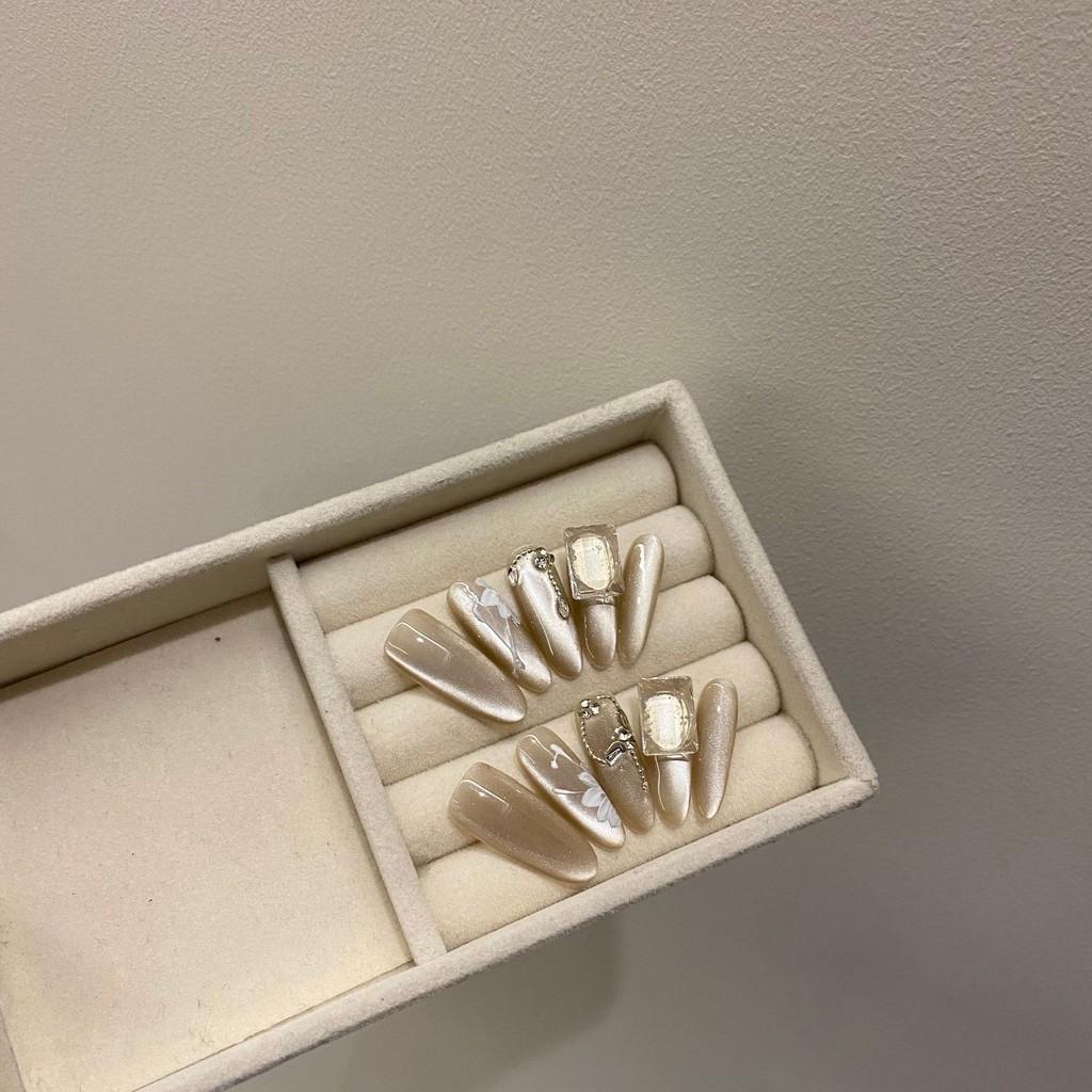 100 % HANDGEMACHT, lange Wassertropfenform, handgezeichnete Blumen, einfarbig grau, Katzenauge, Diamant, sanfte Metallkette, künstliche Nägel, Kunst, wiederverwendbar und abnehmbar