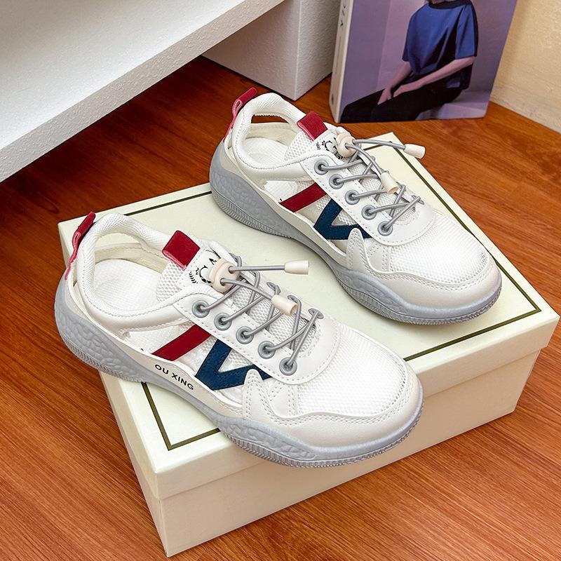 2025Women's Designer Sandals Summer Breathable Hollow Women Casual Beach Shoes Metal Decorative Transparent Women Shoes Sneakers