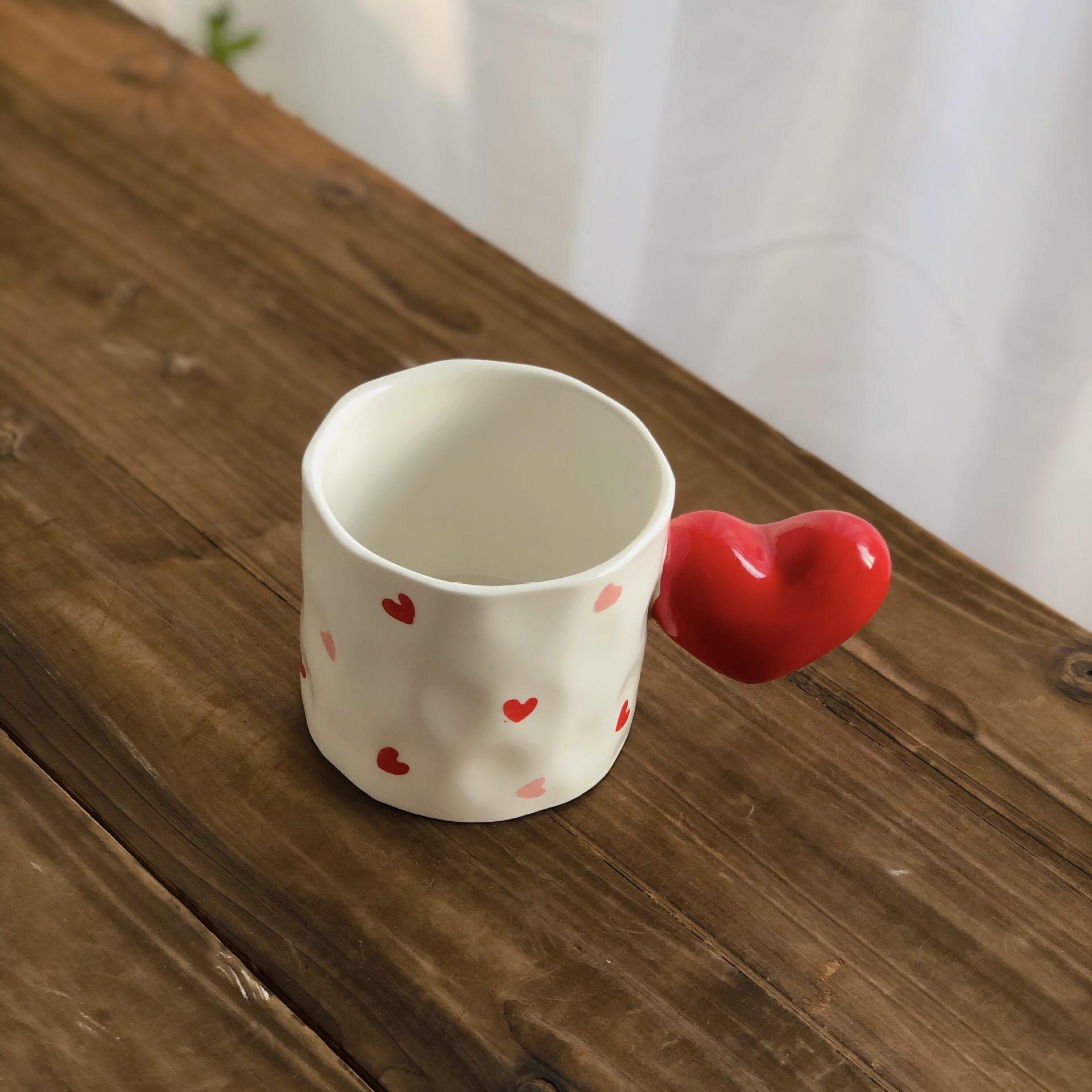 

Simple Ceramic Plaid Coffee Mug Red Heart-latte Coffee Cup Delicate Home Breakfast Oatmeal Milk Mug Water Cup Birthday Gift New 201-300ml