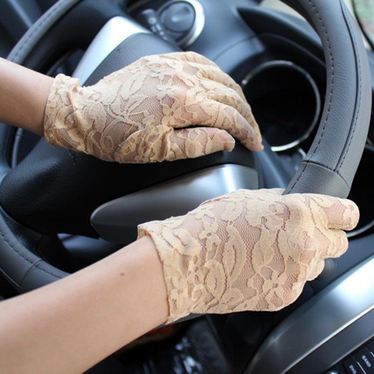 

Летние кружевные перчатки для вождения: Женские дышащие, нескользящие, короткие перчатки с защитой от солнца для езды и вождения. бежевый