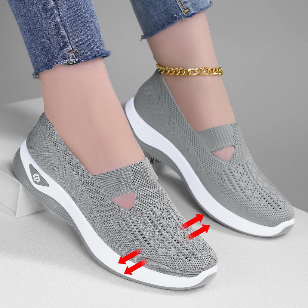 Women's Large-Size Breathable Mesh Shoes with Soft Soles for Comfort