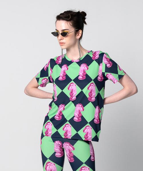 GREEDILOUS Chessboard Pink Knight T-Shirt