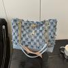 Denim bag women's new 2025 fashion niche design shoulder underarm bag versatile chain crossbody bucket bag