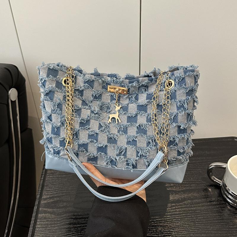 Denim bag women's new 2025 fashion niche design shoulder underarm bag versatile chain crossbody bucket bag