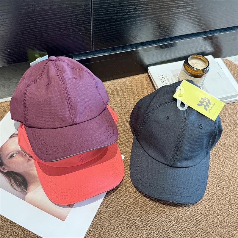 Korean-Style Unisex Children's Sun Protection Baseball Cap - Solid Color, Versatile Spring Essential
