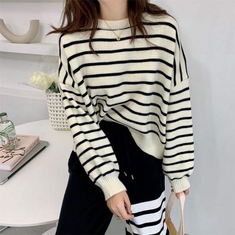 Back Slit Retro Short Section Round Neck Pullover Striped Sweater Female Thick Section Loose Round Neck Knitted Bottoming Shirt Outer Wear