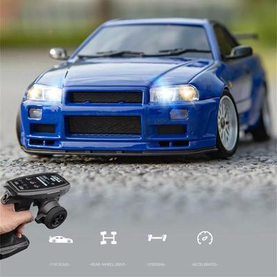 Yeni 2.4GHz 1/18 RC Metal Yüksek Hızlı Drift Arabası Jiroskoplu Otoyol Alaşımlı Araba Yarışı Uzaktan Kumandalı Çocuk Oyuncak Hediye