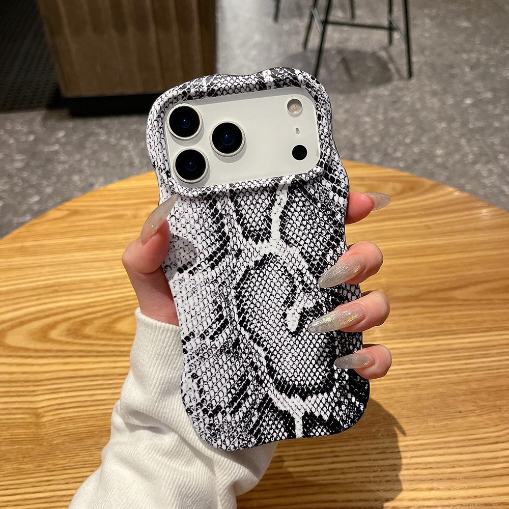 

2 IN 1 Snakeskin Texture Wave Edges Shockproof Protective Phone Case for iPhone 17 17pro 17promax 13 14 15 16 pro max Cover Case iPhone 13