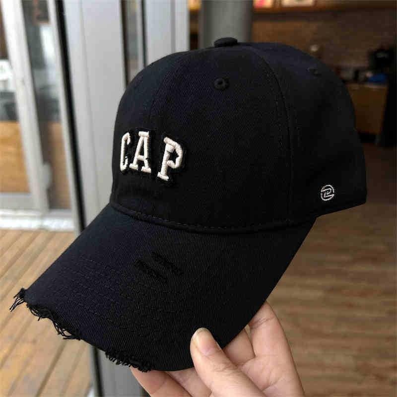 Stylish Embroidered Letter Baseball Cap In Cotton With Curved Brim And Sunshade For Adults