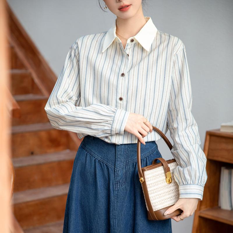 Women's Blue Striped Shirt with Contrast Collar, Retro Hong Kong Style, Loose Fit, Long Sleeve, 2026 Spring Design