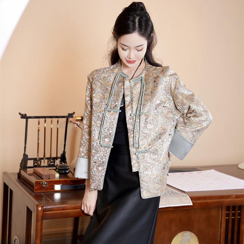 Women's Elegant Silk Jacquard Tang Suit Coat with Round Collar and Button Closure