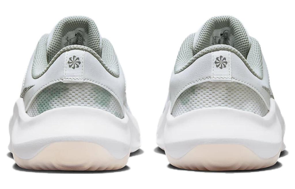 Nike Legend Essential 3 Next Nature Premium Women's DV9008-001