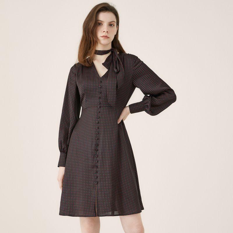 

Obeg Dress Niche Style Waist-Tight V Neck Platycodon Grandiflorum Black 155/XS/34