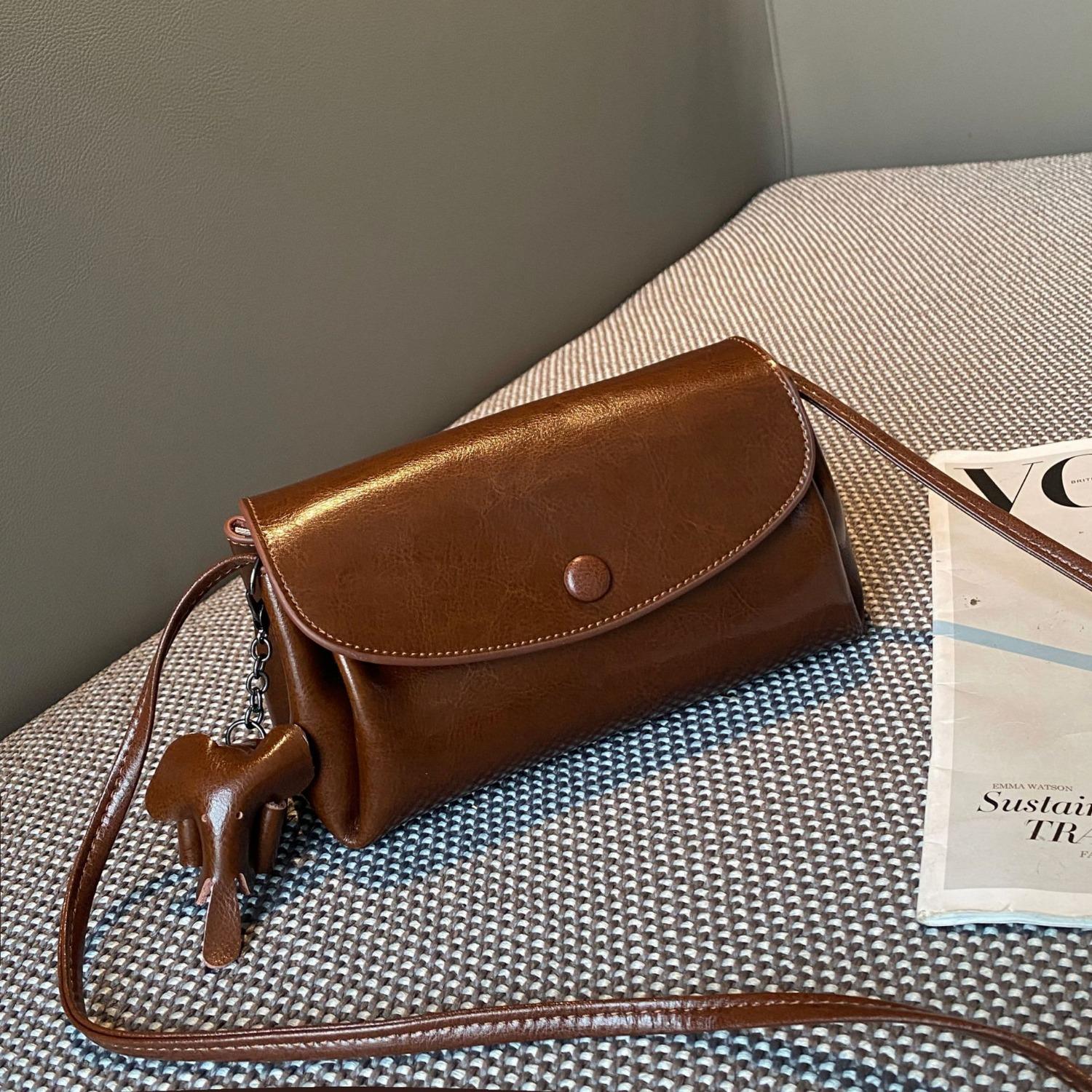 

Сумка через плечо из воловьей кожи, женская сумка-мессенджер, практичная сумка-мессенджер с декоративным чехлом в виде слоненка темно-коричневого