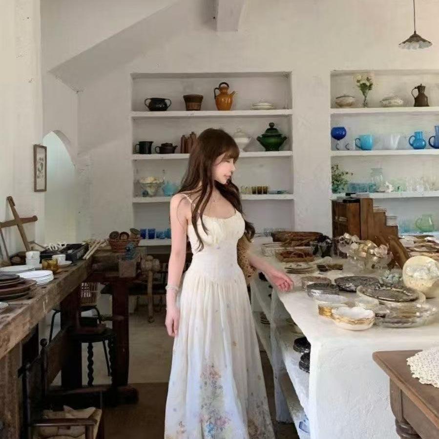 Secret Garden Holiday Wind Fake Heavy Industry Embroidery Suspender Dress Women's Waist Skinny Summer Beautiful Floral Dress