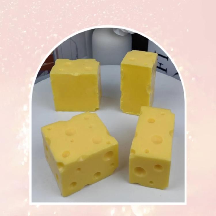 Decorative Cheese Artifact Sturdy Plastic Component For Display And Education