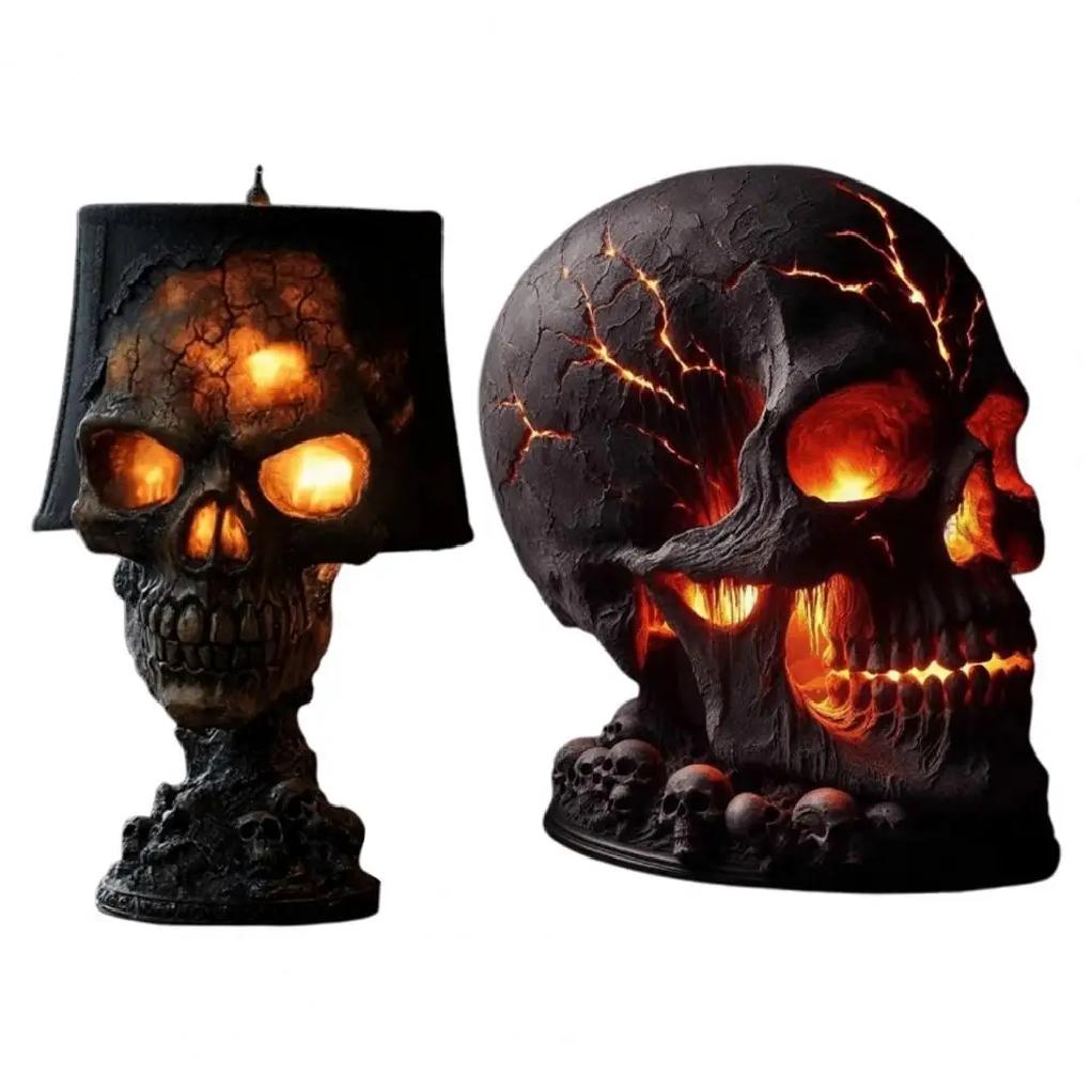 Skull Flame Table Lamp,Resin Craftsmanship Halloween Decorative Skull Lamp, LED Night Light,USB Rechargeable