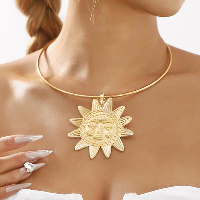 ZA's New European and American Hot-selling Sunflower Pendant Necklace, Trendy Exaggerated Personalized Metal Texture Necklace