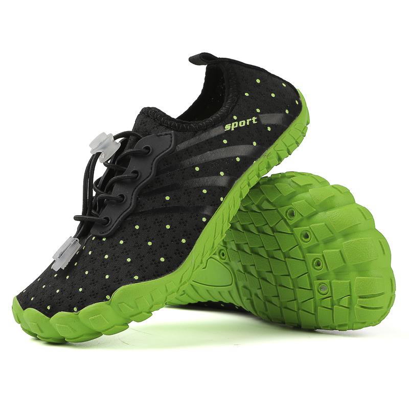 Scarpe Aqua da Bambino per Nuotare a Piedi Nudi Asciugatura Rapida Scarpe da Spiaggia per Camminare e Guadare Bambini Ragazzi Ragazze Scarpe Traspiranti per Sport Acquatici