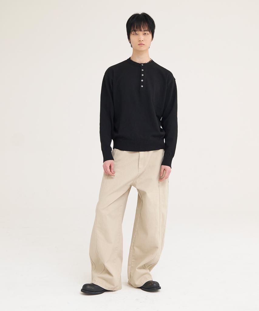 Akesi Andy Soft Henley Neck Knit_Black
